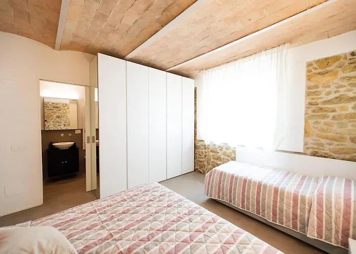 Il Poggino * コッレ・ヴァル・デルザ